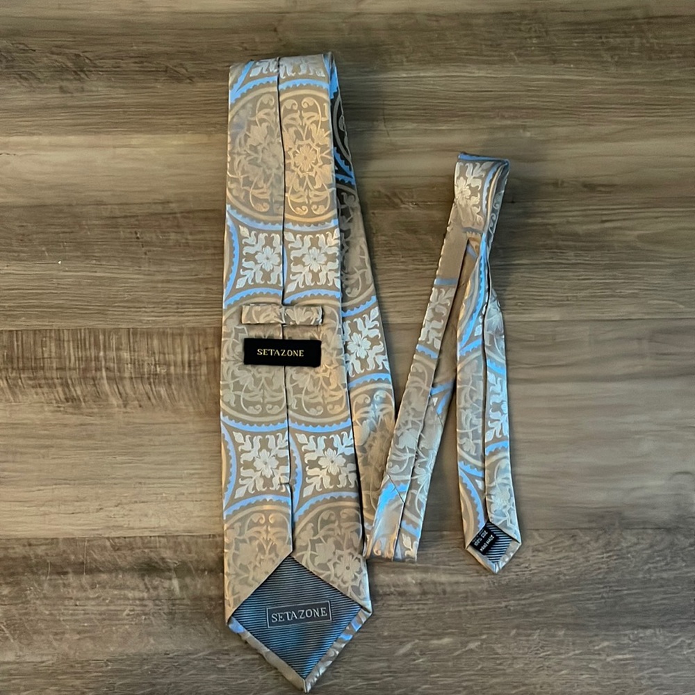Setazone silk gold tie with blue